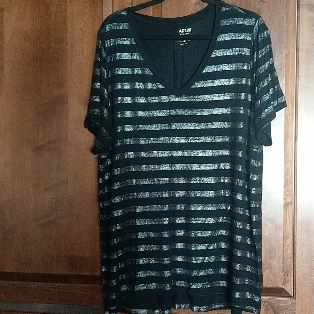 Apt. 9 metallic stripe tee 1X